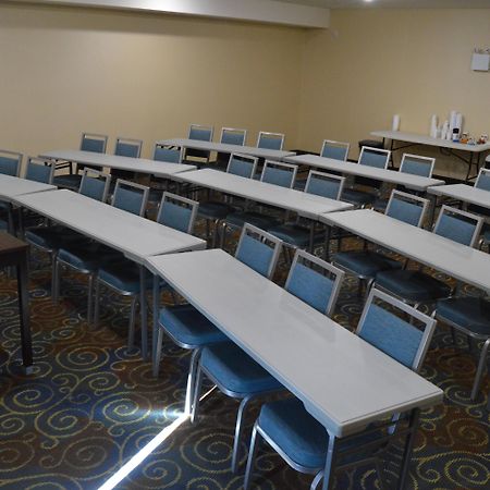 Holiday Inn Express Yorkton East By Ihg Exteriör bild