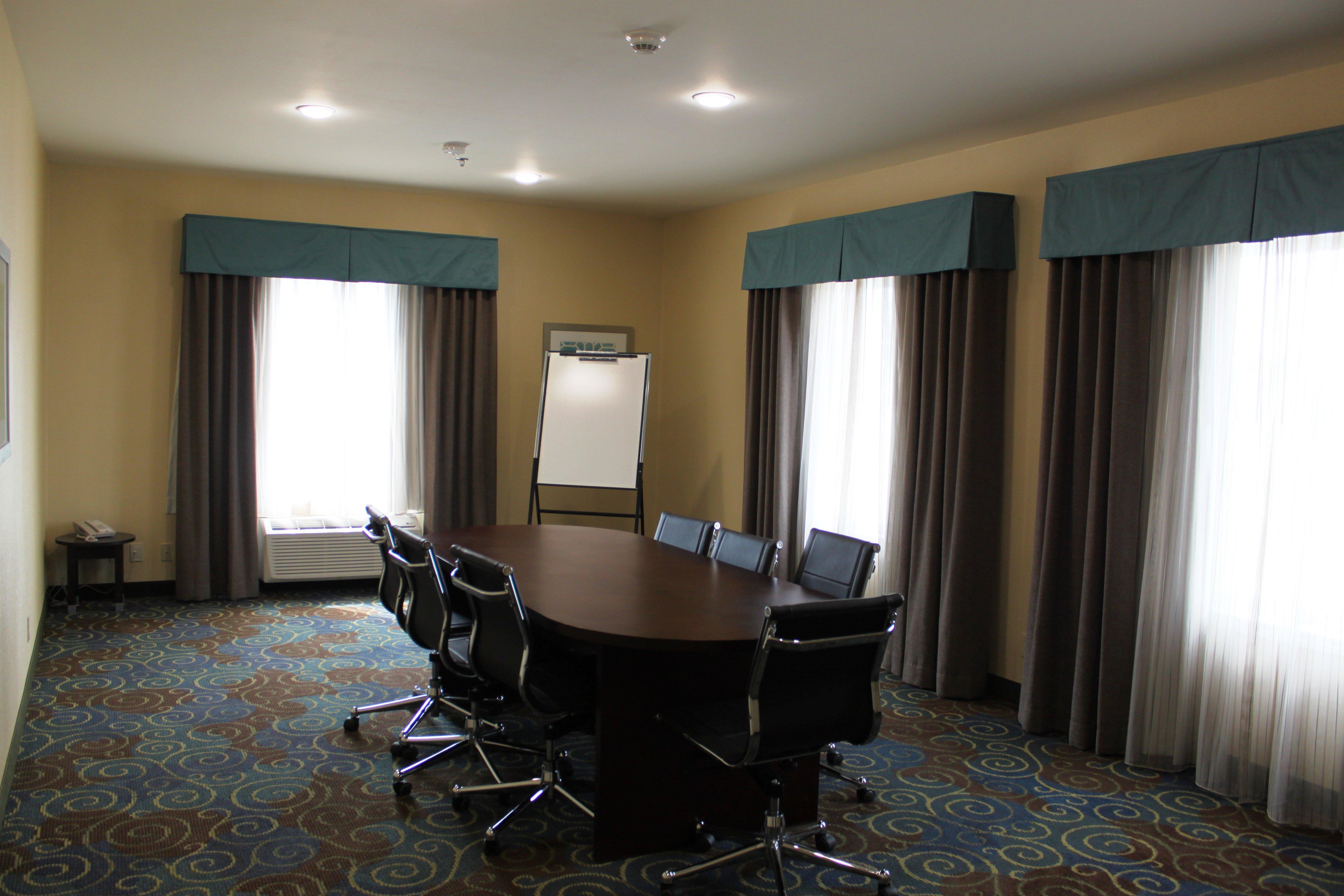 Holiday Inn Express Yorkton East By Ihg Exteriör bild