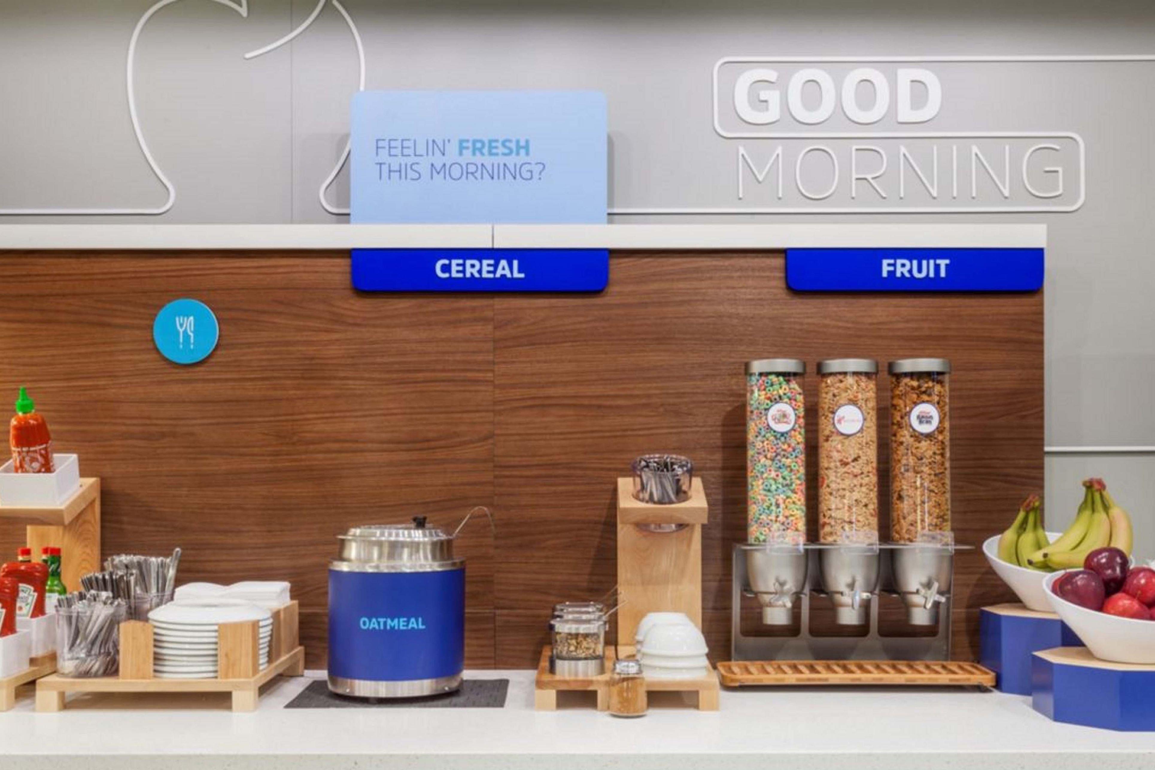 Holiday Inn Express Yorkton East By Ihg Exteriör bild