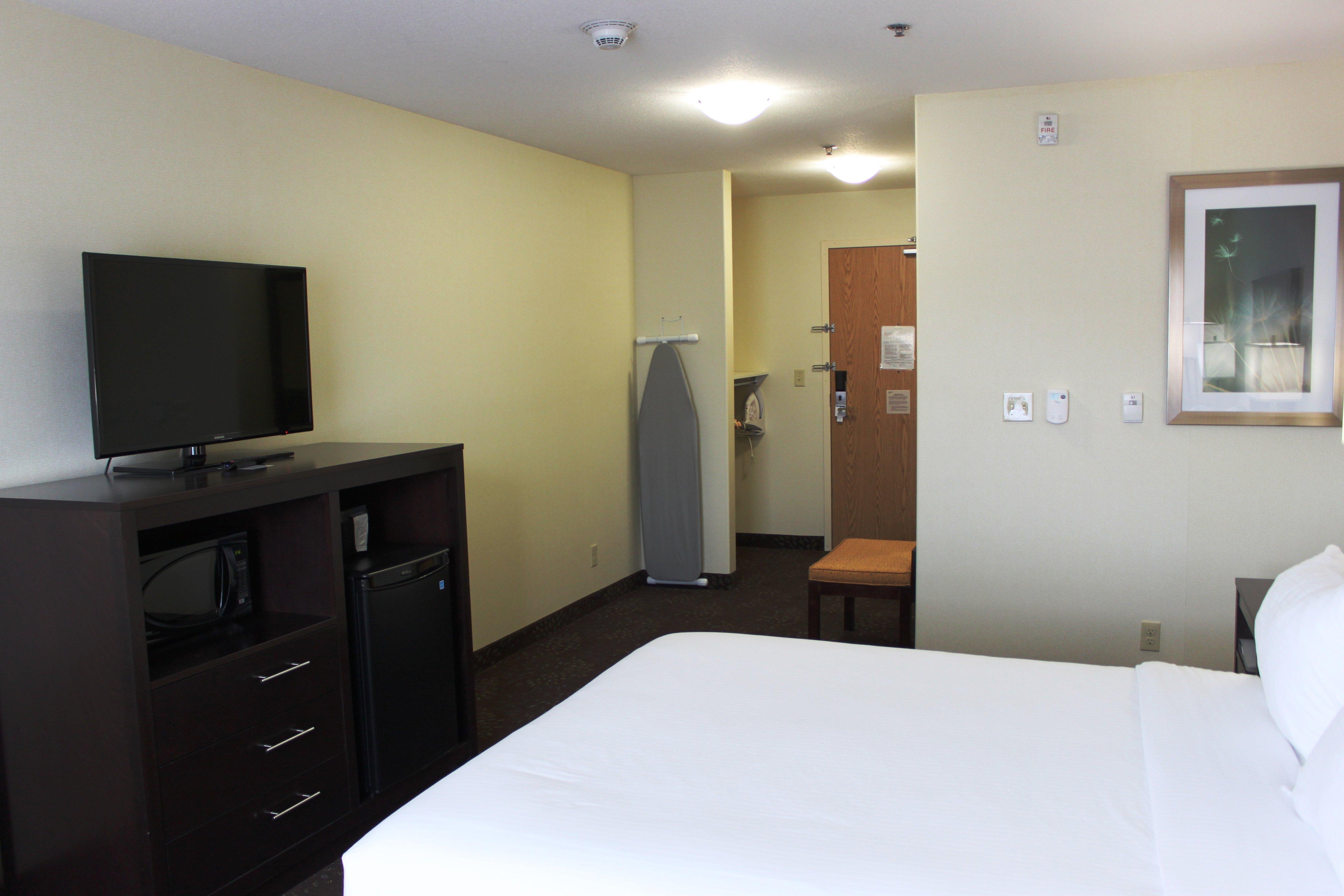Holiday Inn Express Yorkton East By Ihg Exteriör bild