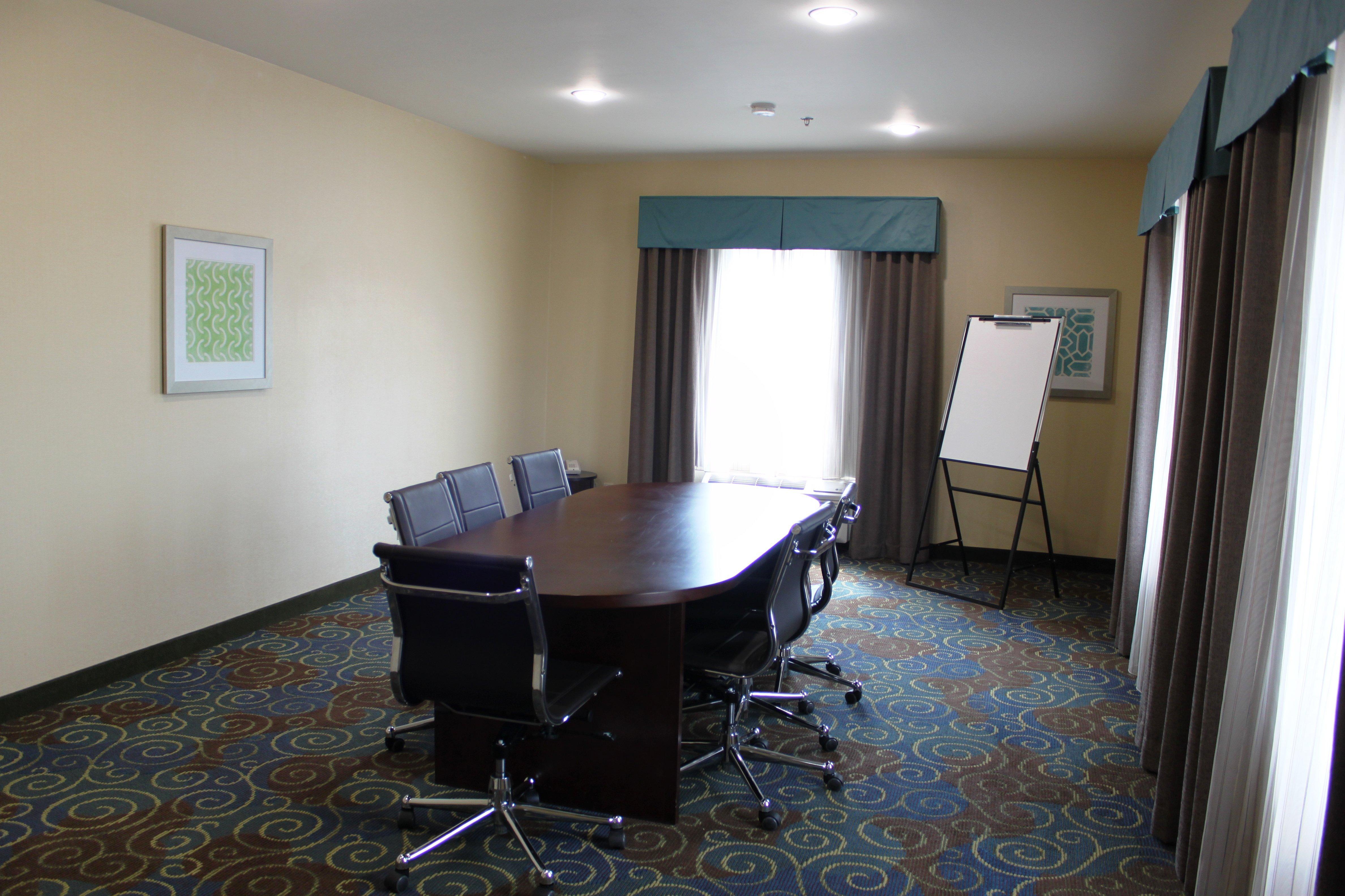 Holiday Inn Express Yorkton East By Ihg Exteriör bild
